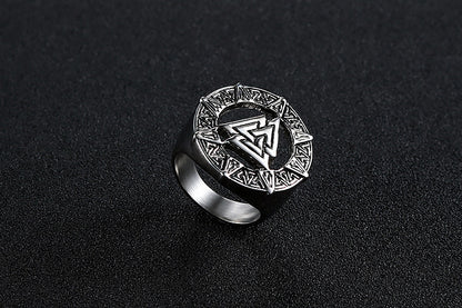 Viking Warrior Men's Ring – Durable Zinc Alloy, Lightweight 15g | Available in Sizes O - Z3