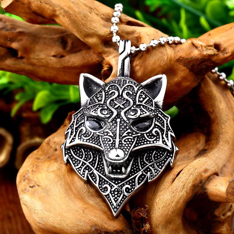 Toke Wolf Viking Pendant – High-Quality Titanium Steel | Lightweight 30g, Bold Design