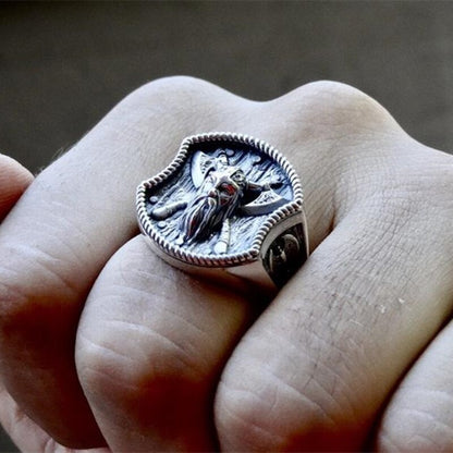 Retro Viking Double Axe Ring – Titanium Steel, Electroplated Silver | Bold & Stylish Accessory