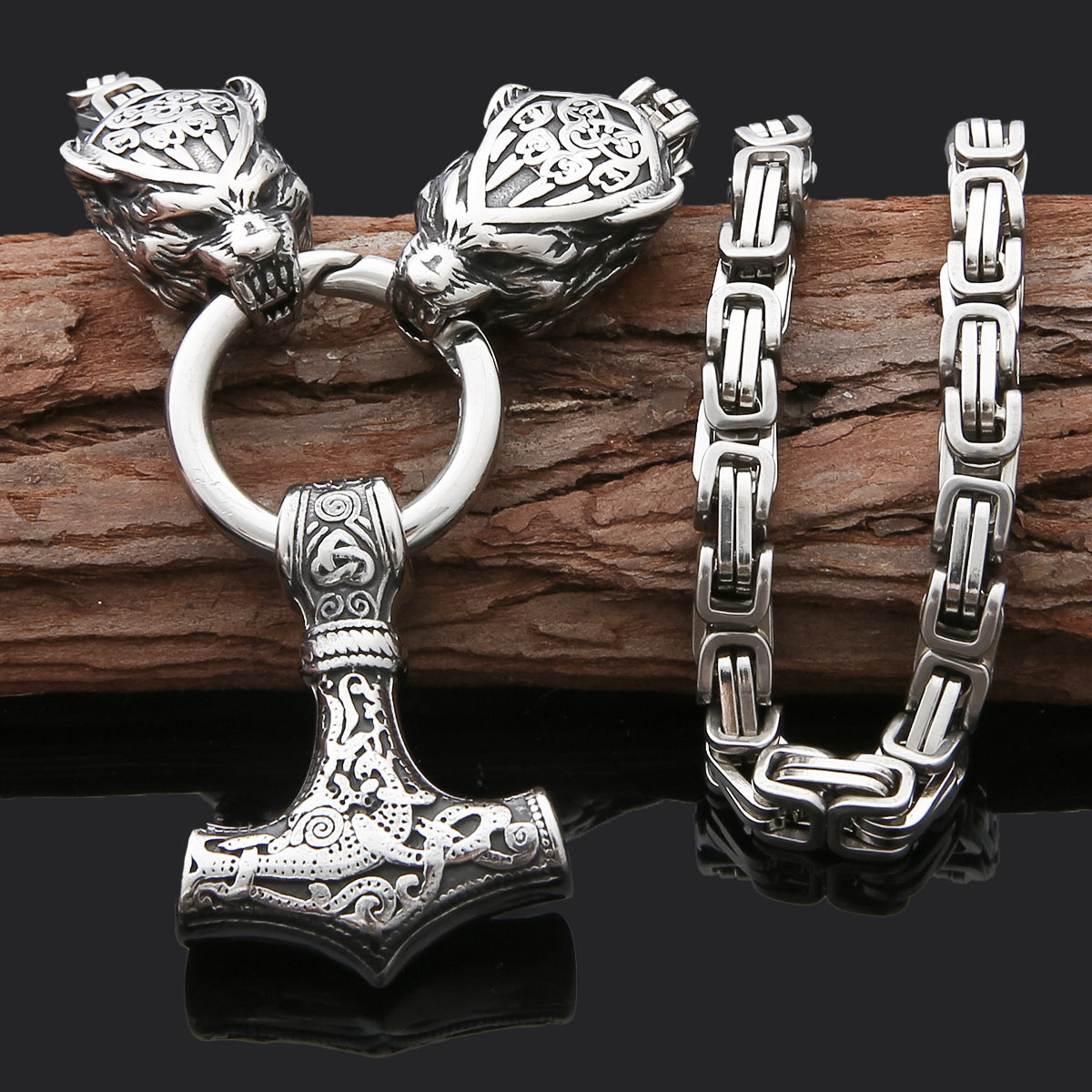 Thor's Hammer Pendant Necklace - A Timeless Stainless Steel Accessory for Men